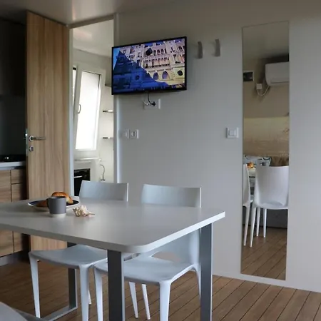Porton Biondi Mobile No158 Apartment